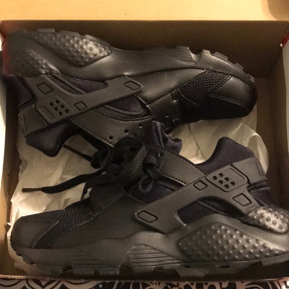 nike huarache 4y